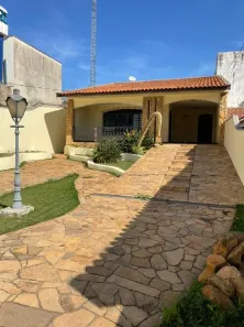 Consultório com 3 Quartos para alugar, 180m² no Centro, Americana