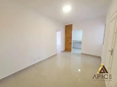 Apartamento com 2 Quartos à venda, 67m² no Gonzaga, Santos