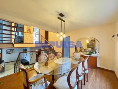 Sobrado com 6 Quartos para alugar, 250m² no Itacorubi, Florianópolis