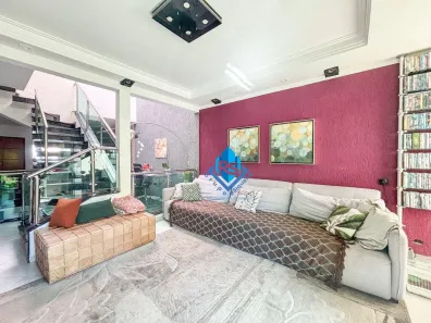 Sobrado com 3 Quartos à venda, 210m² no Vila Guiomar, Santo André