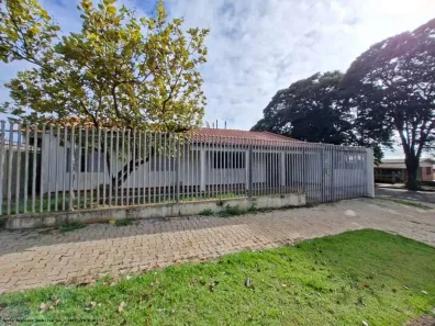 Casa com 3 Quartos à venda, 148m² no Centro, Campo Mourão