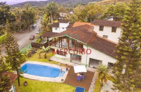 Sobrado com 4 Quartos à venda, 593m² no Água Branca, Ilhabela