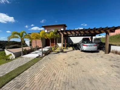 Casa de Condomínio com 4 Quartos à venda, 257m² no Barreiro, Araçoiaba da Serra