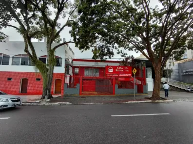 Imóvel Comercial com 3 Quartos para alugar, 241m² no Jardim São Dimas, São José dos Campos