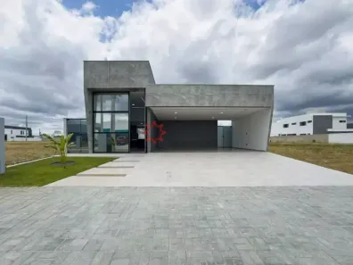 Casa de Condomínio com 3 Quartos para alugar, 150m² no Universitário, Caruaru