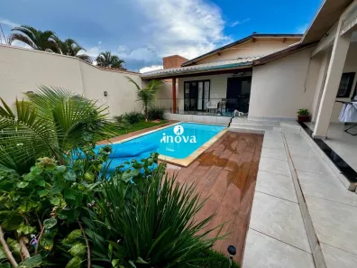 Casa com 3 Quartos à venda, 158m² no Jardim São Bento, Uberaba