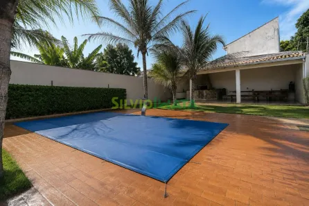 Casa de Condomínio com 3 Quartos à venda, 250m² no Loteamento Sumaré, Maringá