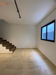 Casa de Condomínio com 2 Quartos à venda, 56m² no Aviação, Praia Grande