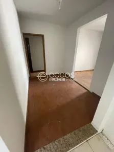 Imóvel Comercial com 5 Quartos à venda, 360m² no Segismundo Pereira, Uberlândia