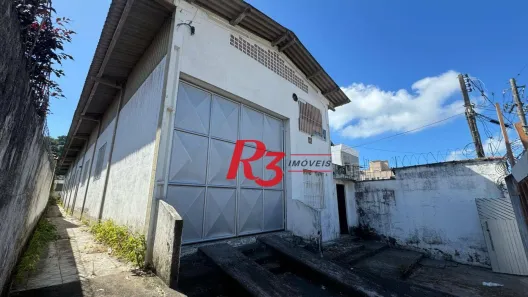 Galpão/Depósito/Armazém para alugar, 347m² no Parque Bitaru, São Vicente