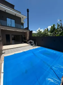 Casa com 3 Quartos à venda, 124m² no Zimbros, Bombinhas