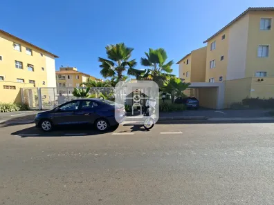 Apartamento com 2 Quartos para alugar, 49m² no Chácaras Tubalina e Quartel, Uberlândia