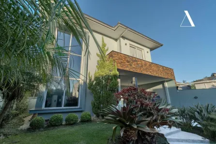 Casa com 4 Quartos à venda, 326m² no Glória, Joinville