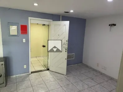 Sala Comercial à venda, 90m² no Centro, Niterói