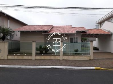 Casa com 3 Quartos à venda, 60m² no Vila Nova, Joinville