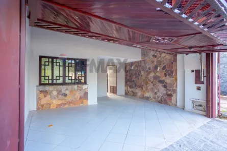 Casa com 2 Quartos à venda, 94m² no Atibaia Jardim, Atibaia