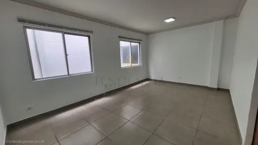 Sala Comercial à venda, 34m² no Centro, Curitiba
