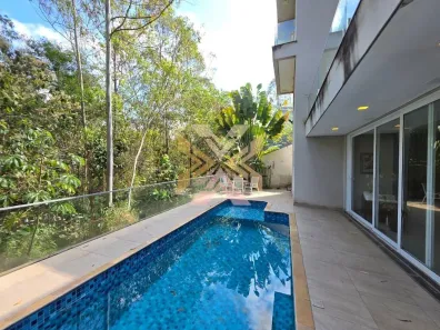 Casa de Condomínio com 3 Quartos à venda, 390m² no Cézar de Souza, Mogi das Cruzes