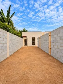 Casa com 2 Quartos à venda, 70m² no São Francisco, Serra