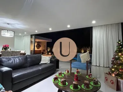 Casa de Condomínio com 4 Quartos à venda, 315m² no Granja Viana, Carapicuíba