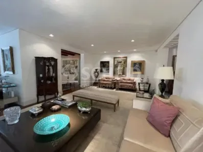 Casa com 4 Quartos para alugar, 553m² no Vila Madalena, São Paulo