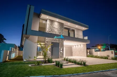 Casa de Condomínio com 4 Quartos à venda, 261m² no São João do Rio Vermelho, Florianópolis