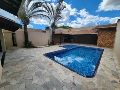 Casa com 5 Quartos à venda, 415m² no Centro, Barretos