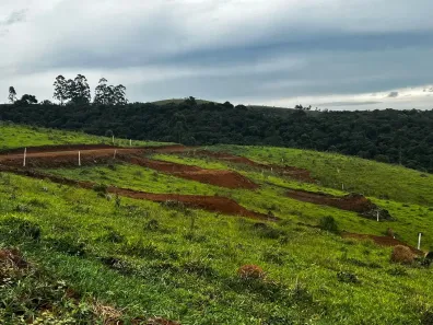Lote/Terreno à venda, 600m² no Centro, Igaratá