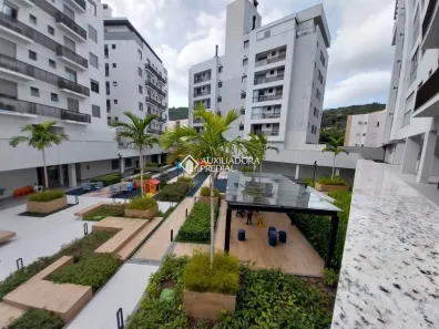 Apartamento com 2 Quartos à venda, 82m² no Córrego Grande, Florianópolis
