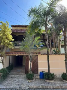 Casa de Condomínio com 3 Quartos à venda, 175m² no Amendoeira, São Gonçalo