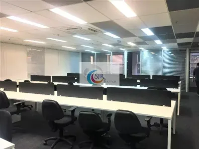 Sala Comercial para alugar, 208m² no Vila Olímpia, São Paulo