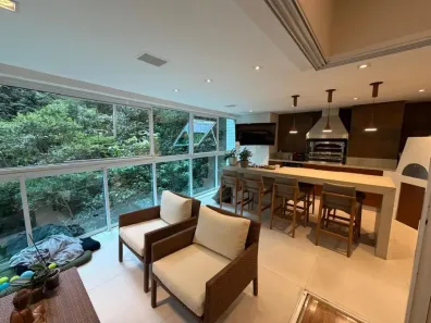 Apartamento com 3 Quartos à venda, 207m² no Jardim Morumbi, São Paulo