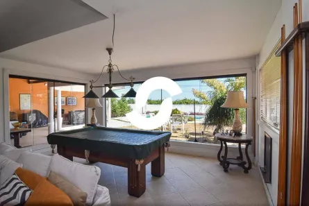 Casa com 7 Quartos à venda, 720m² no Itacoatiara, Niterói