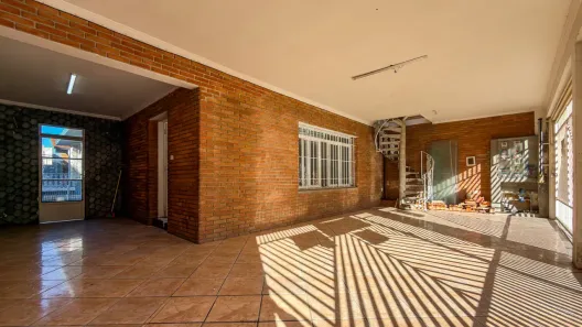 Sobrado com 8 Quartos à venda, 250m² no Bela Vista, Osasco