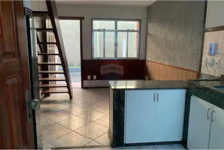 Casa de Condomínio com 2 Quartos à venda, 43m² no Vila Leopoldina, Duque de Caxias