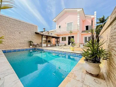 Sobrado com 4 Quartos para alugar, 300m² no Jardim Teresa, São Paulo