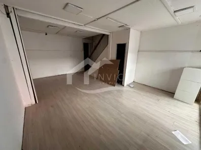 Ponto Comercial à venda, 45m² no Humaitá, Rio de Janeiro
