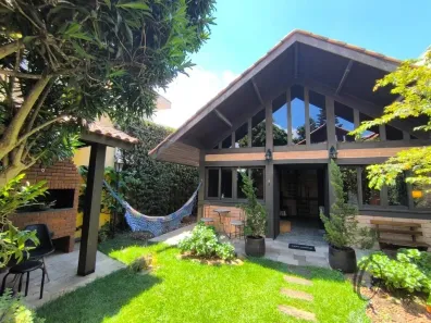 Casa com 3 Quartos à venda, 402m² no Jardim da Glória, Cotia