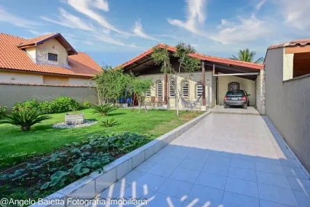 Casa com 4 Quartos à venda, 200m² no Bal Stella Maris, Peruíbe