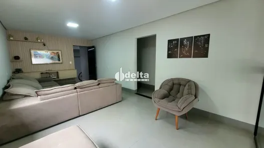 Casa com 3 Quartos à venda, 157m² no Planalto, Uberlândia
