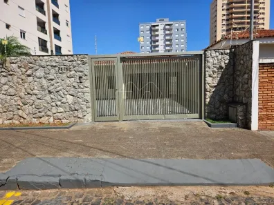 Casa com 3 Quartos à venda, 225m² no Centro, Araraquara