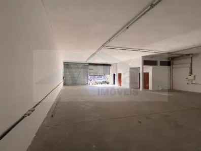 Galpão/Depósito/Armazém para alugar, 184m² no Taboão, Diadema
