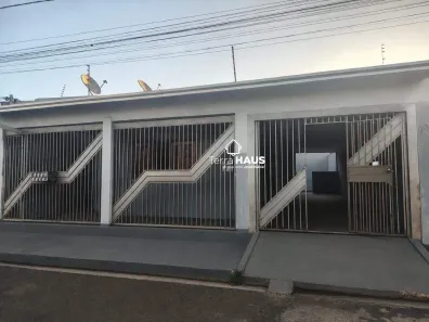 Casa com 3 Quartos à venda, 128m² no Conjunto Aero Rancho, Campo Grande