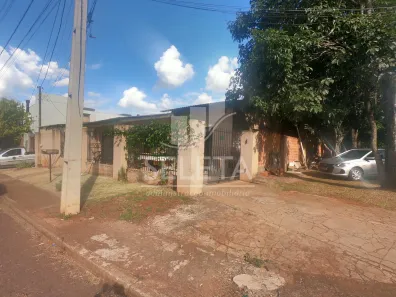 Casa com 2 Quartos à venda, 300m² no Esmeralda, Cascavel