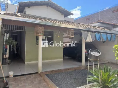 Casa com 3 Quartos à venda, 65m² no Interlagos, Montes Claros