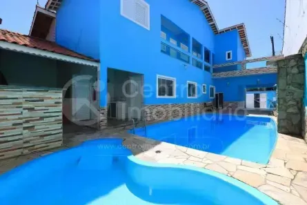 Casa com 8 Quartos à venda, 170m² no Belmira Novaes, Peruíbe