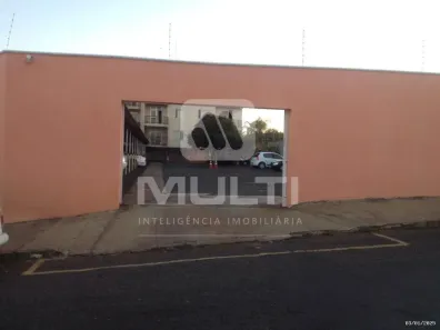 Lote/Terreno com 1 Quarto para alugar, 800m² no Brasil, Uberlândia