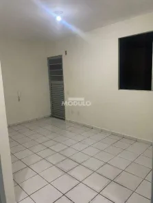 Apartamento com 2 Quartos para alugar, 45m² no Mansour, Uberlândia