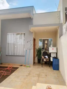 Casa com 3 Quartos à venda, 75m² no Jardim Colúmbia D, Londrina
