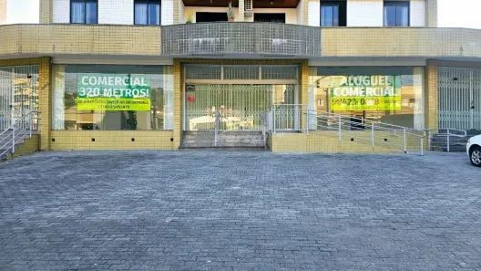 Ponto Comercial para alugar, 300m² no Garcia, Blumenau